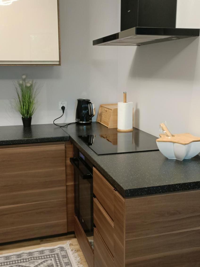 Powstancow 32 Apartment Zielonka  Bagian luar foto