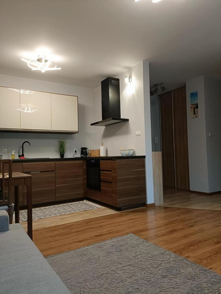 Powstancow 32 Apartment Zielonka  Bagian luar foto